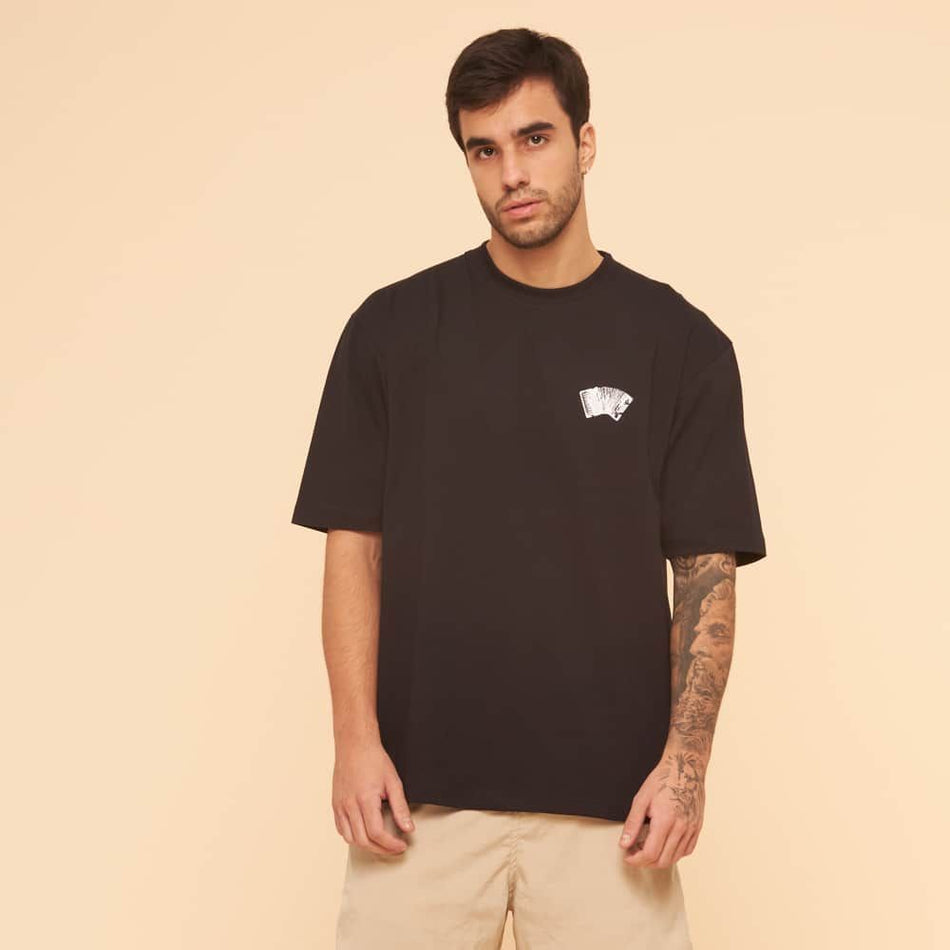 CAMISETA OVERSIZED PRETA SANFONA